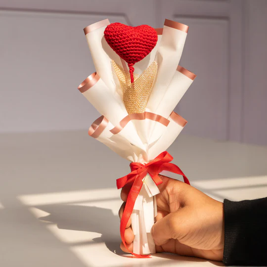 crochet-heart-bouquet