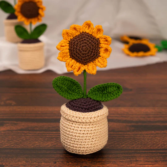sunflower-crochet-pot